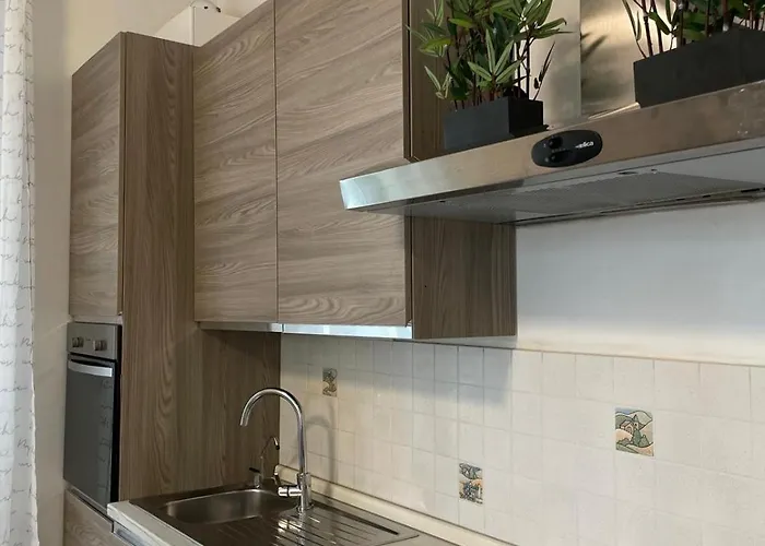 Mama - Metro C Mirti Apartment Rom